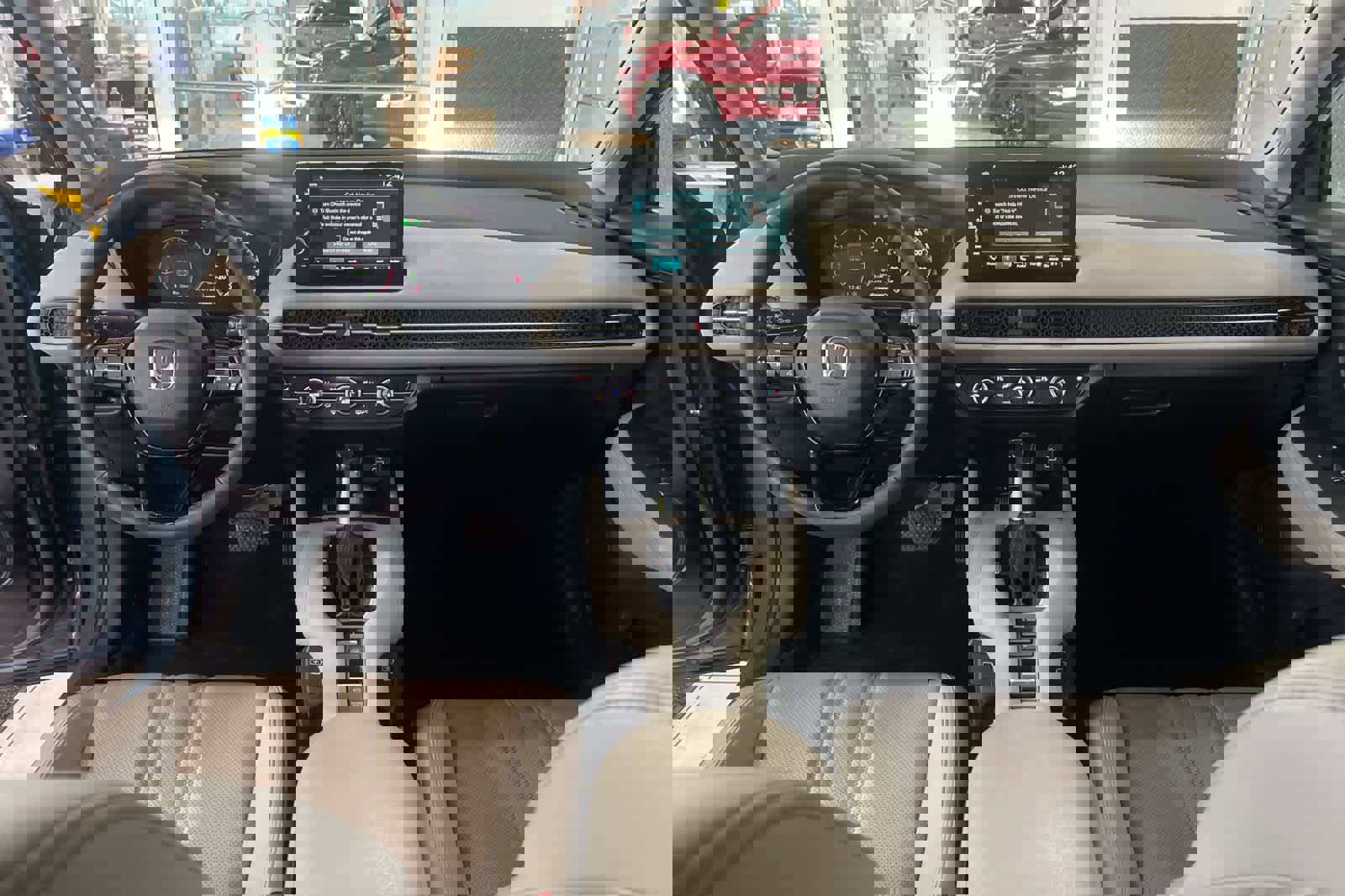 Used 2024 Honda HR-V EX-L image 3