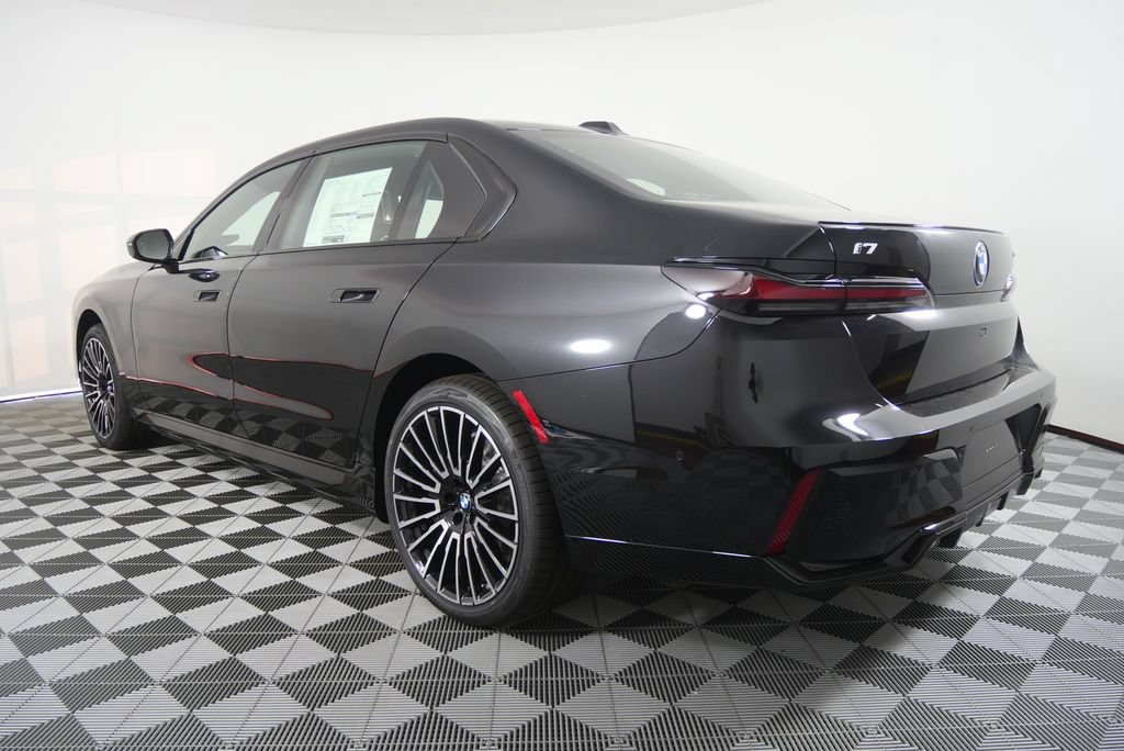 New 2026 BMW i7 xDrive60 w/ M Sport Package RWD image 5