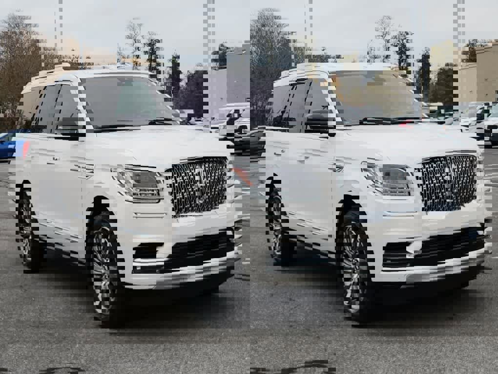 Used 2019 Lincoln Navigator Reserve w/ Cargo Package image 2