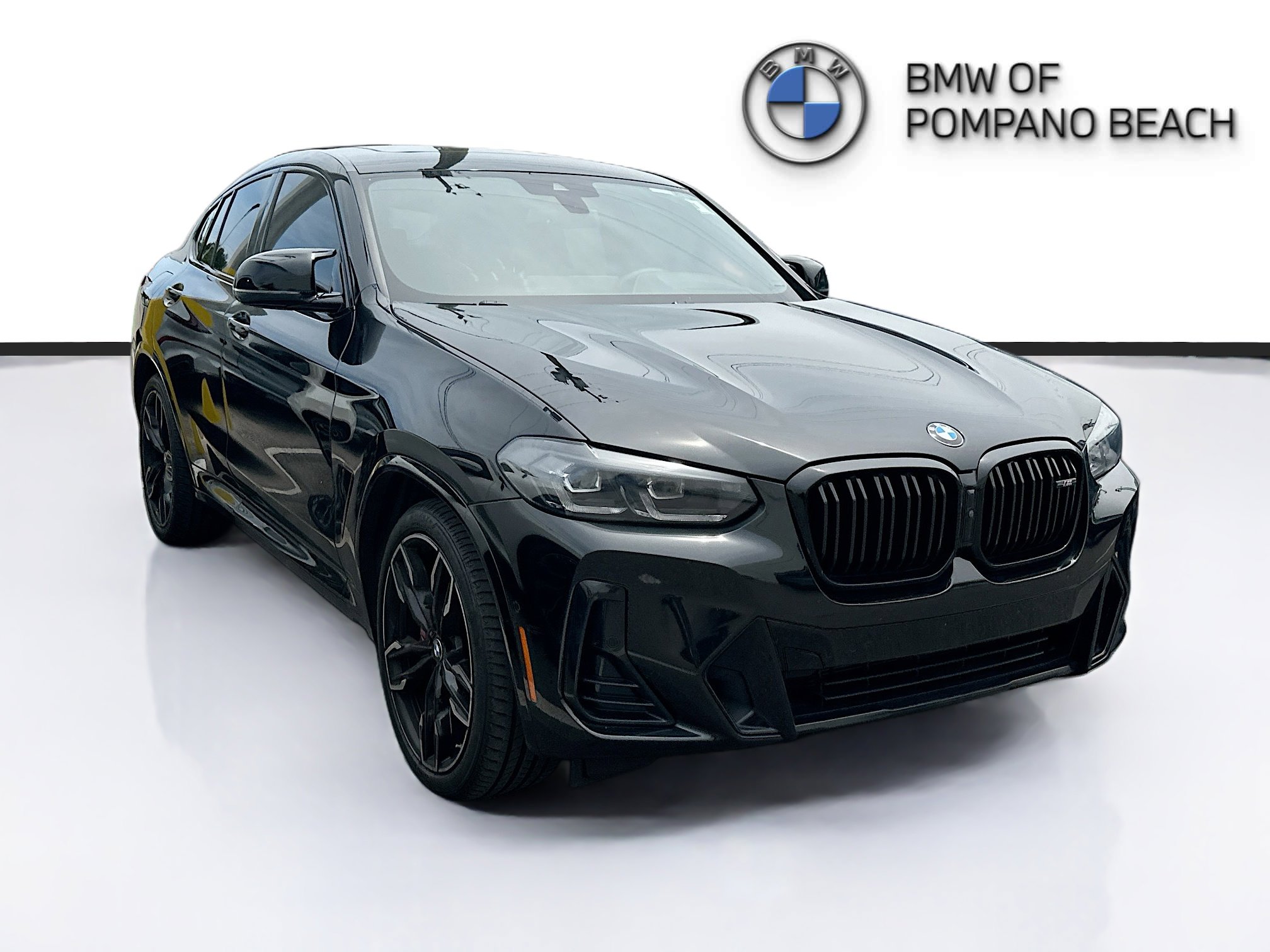 Used 2024 BMW X4 M40i w/ Premium Package AWD/4WD image 1