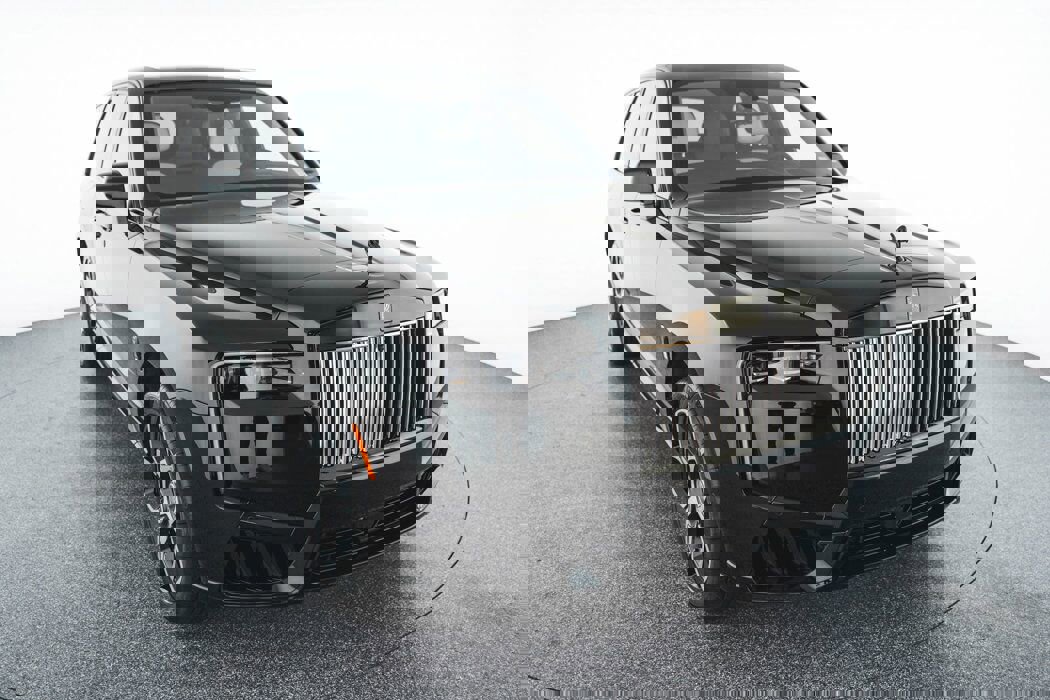 New 2025 Rolls-Royce Cullinan Black Badge image 18