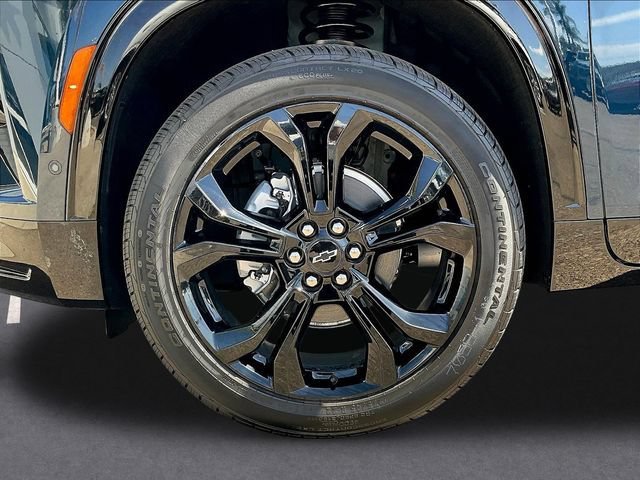 New 2027 Chevrolet Traverse RS w/ LPO, Floor Liner Package FWD image 16