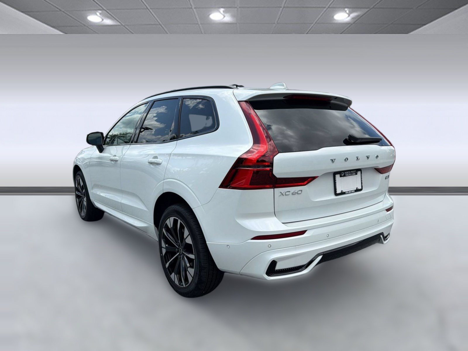 New 2026 Volvo XC60 B5 Plus w/ Protection Package AWD/4WD image 3