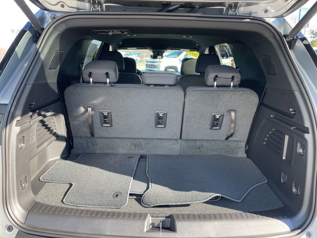 New 2026 Chevrolet Traverse LT w/ Driver Confidence Package image 49