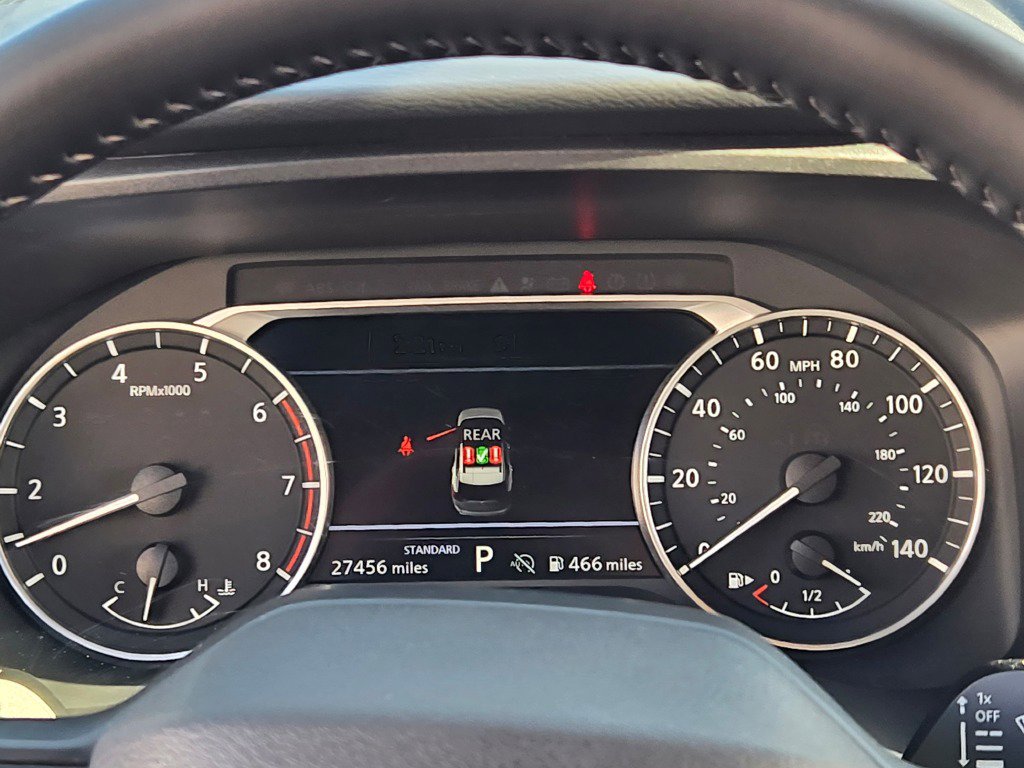 Used 2025 Nissan Rogue SV FWD image 30