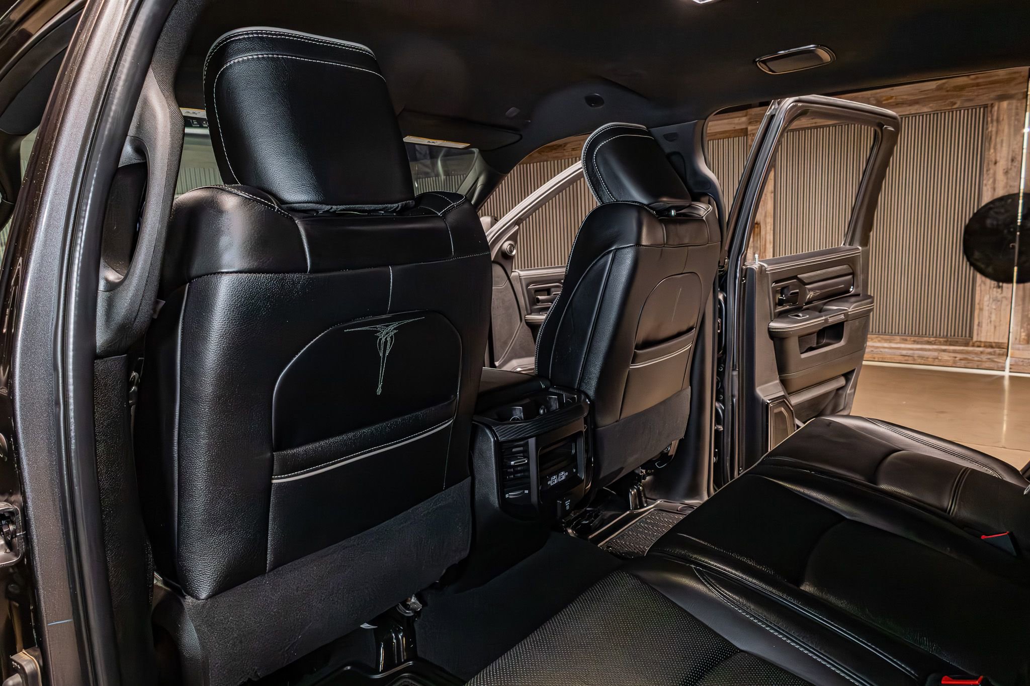 Used 2023 RAM 2500 Limited image 21