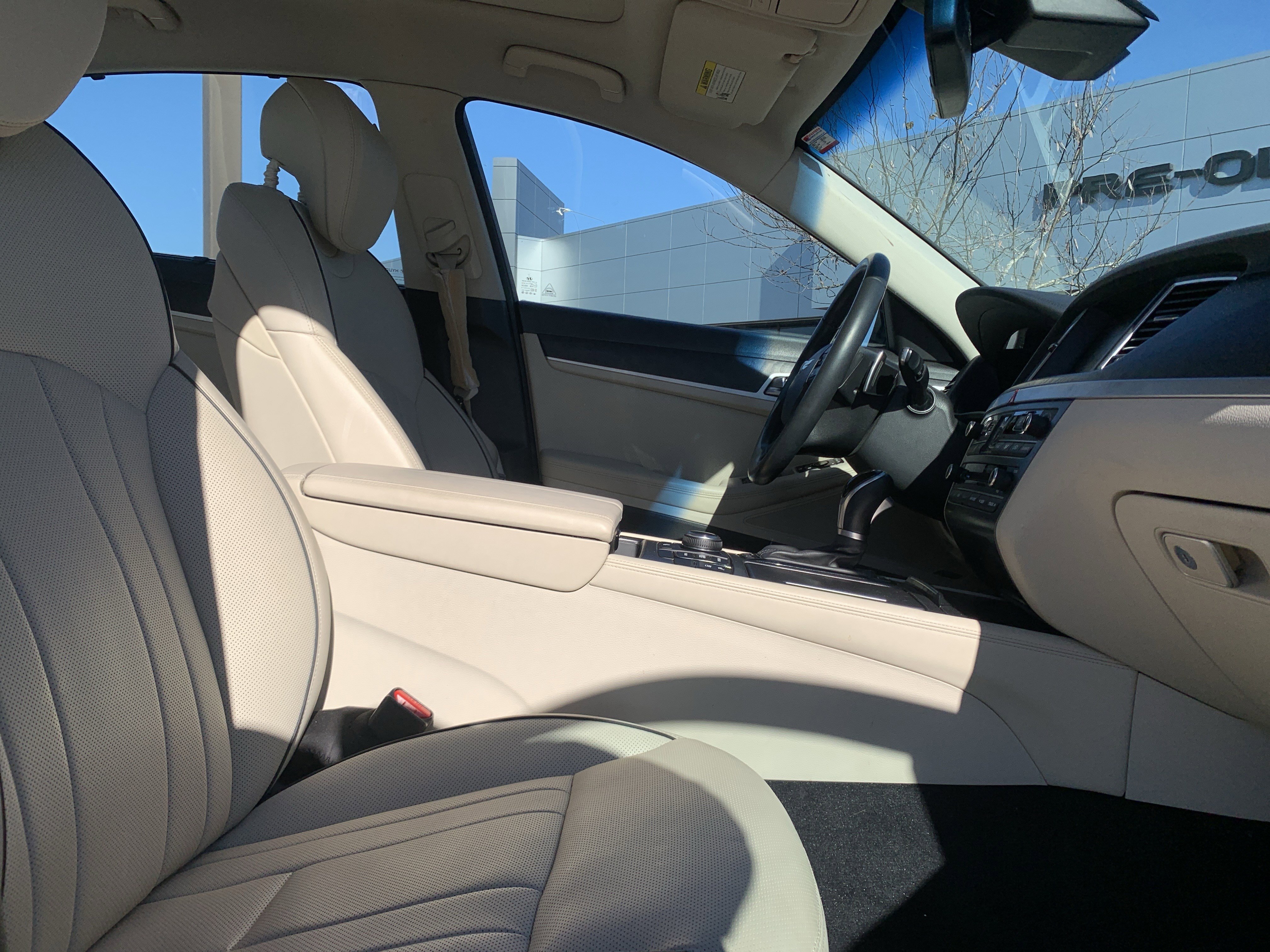 Used 2015 Hyundai Genesis 3.8 w/ Option Group 04 image 35