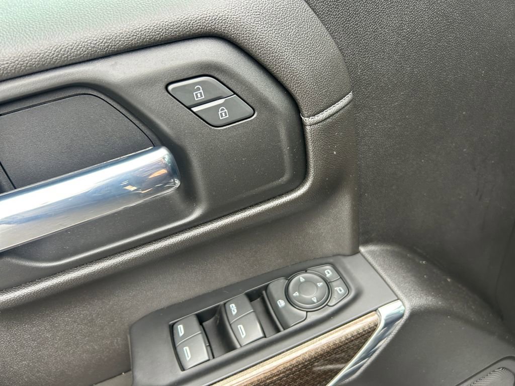 Used 2022 Chevrolet Silverado 1500 LT Trail Boss w/ Convenience Package II image 23