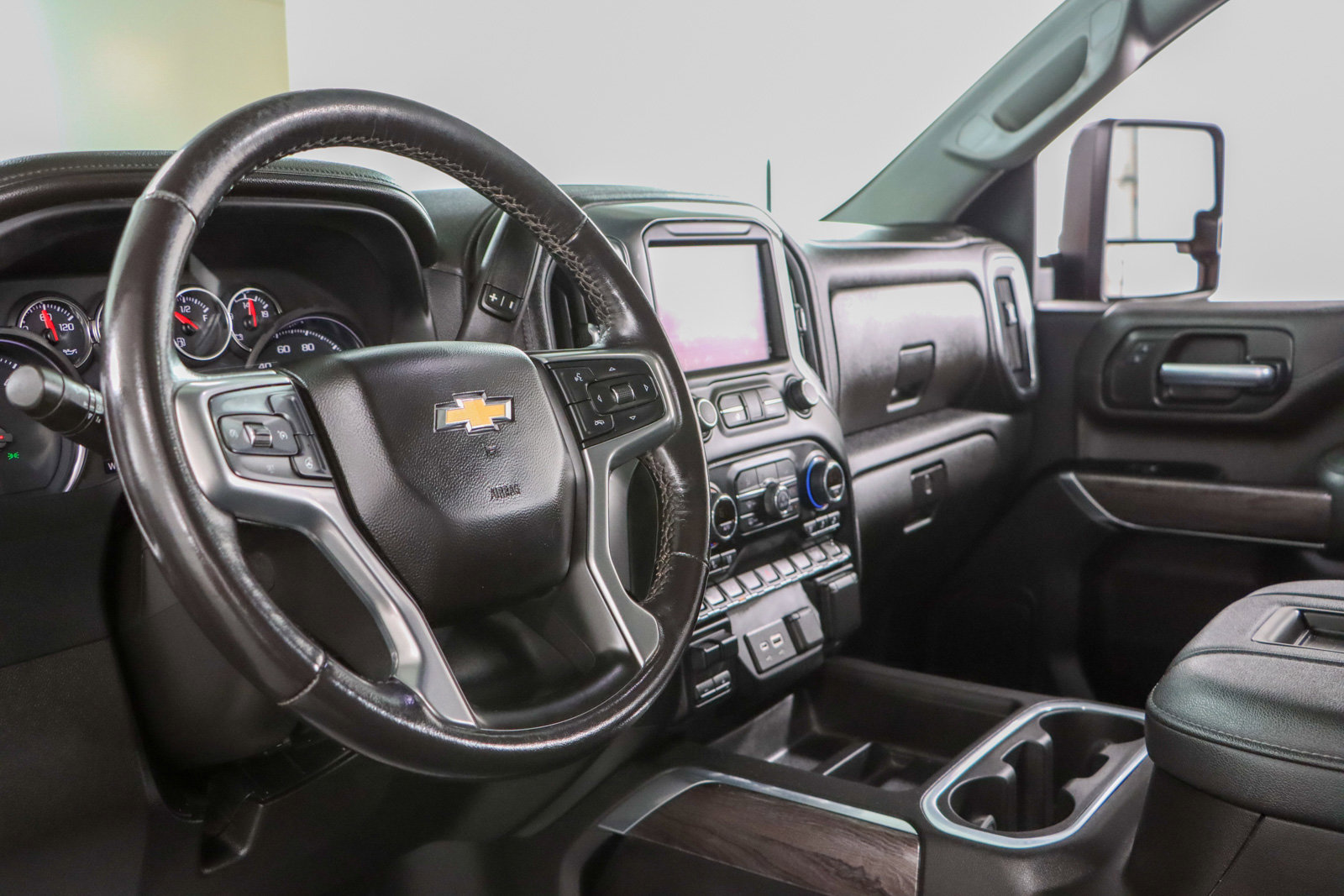 Used 2022 Chevrolet Silverado 2500 LTZ w/ LTZ Plus Package image 25