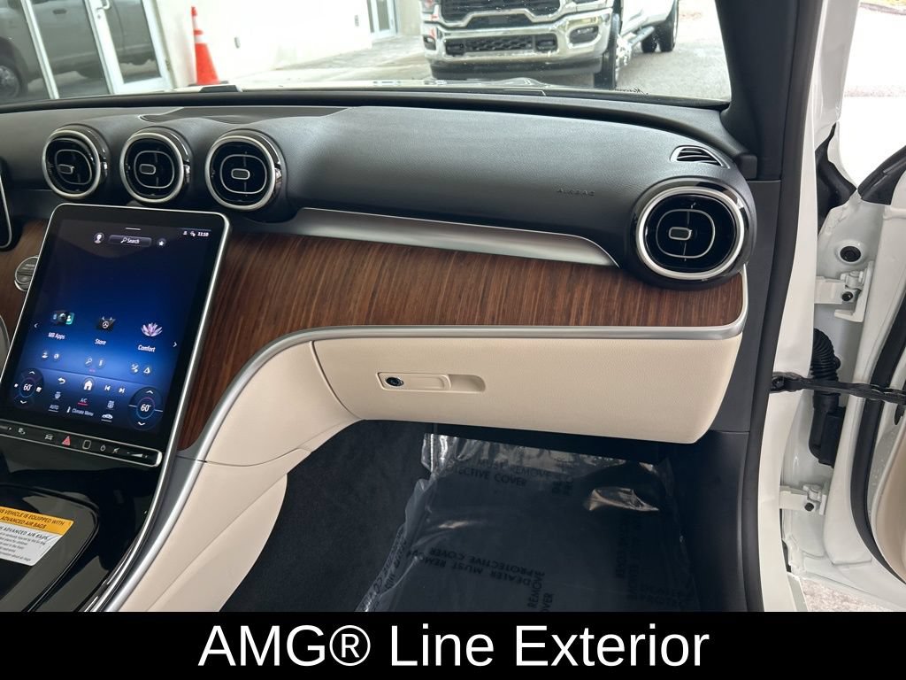 Used 2024 Mercedes-Benz C 300 Sedan image 21