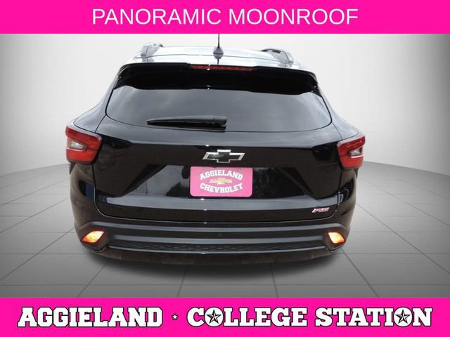 Used 2025 Chevrolet Trax RS w/ Sunroof Package FWD image 5