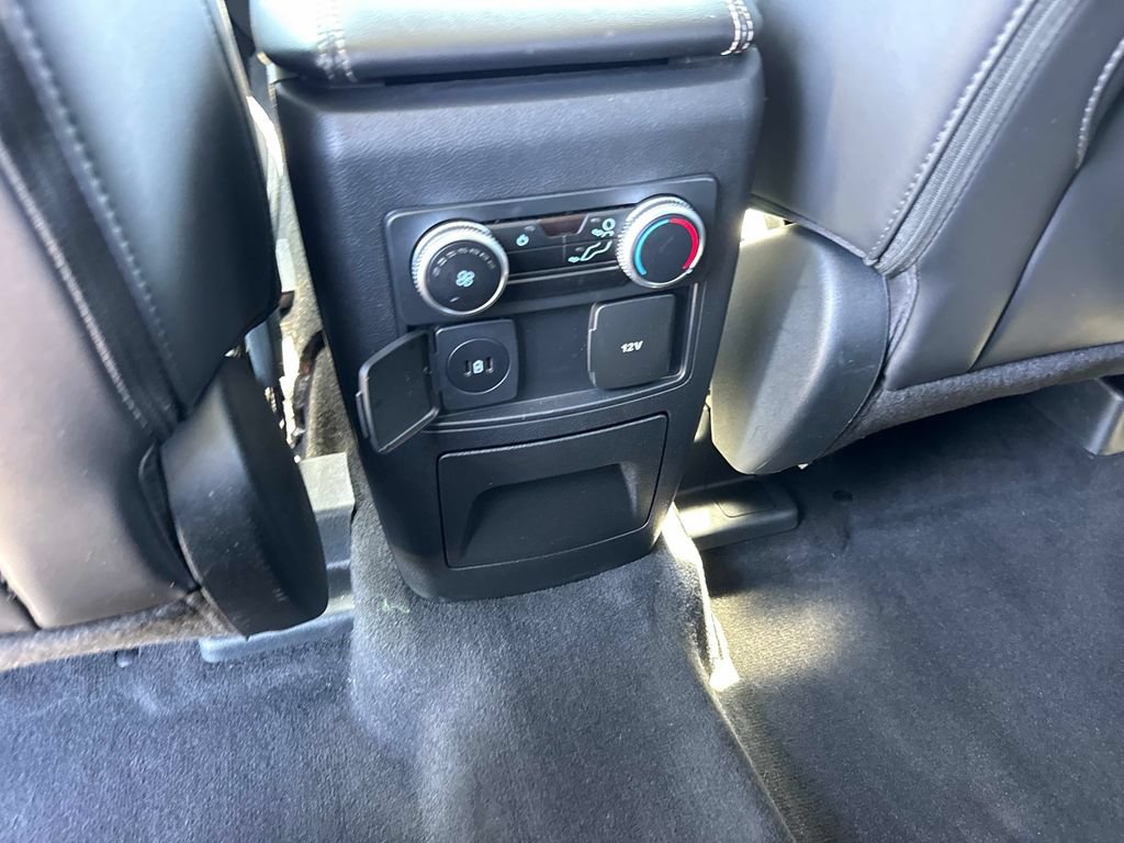 Used 2023 Ford Explorer XLT w/ Equipment Group 202A RWD image 16
