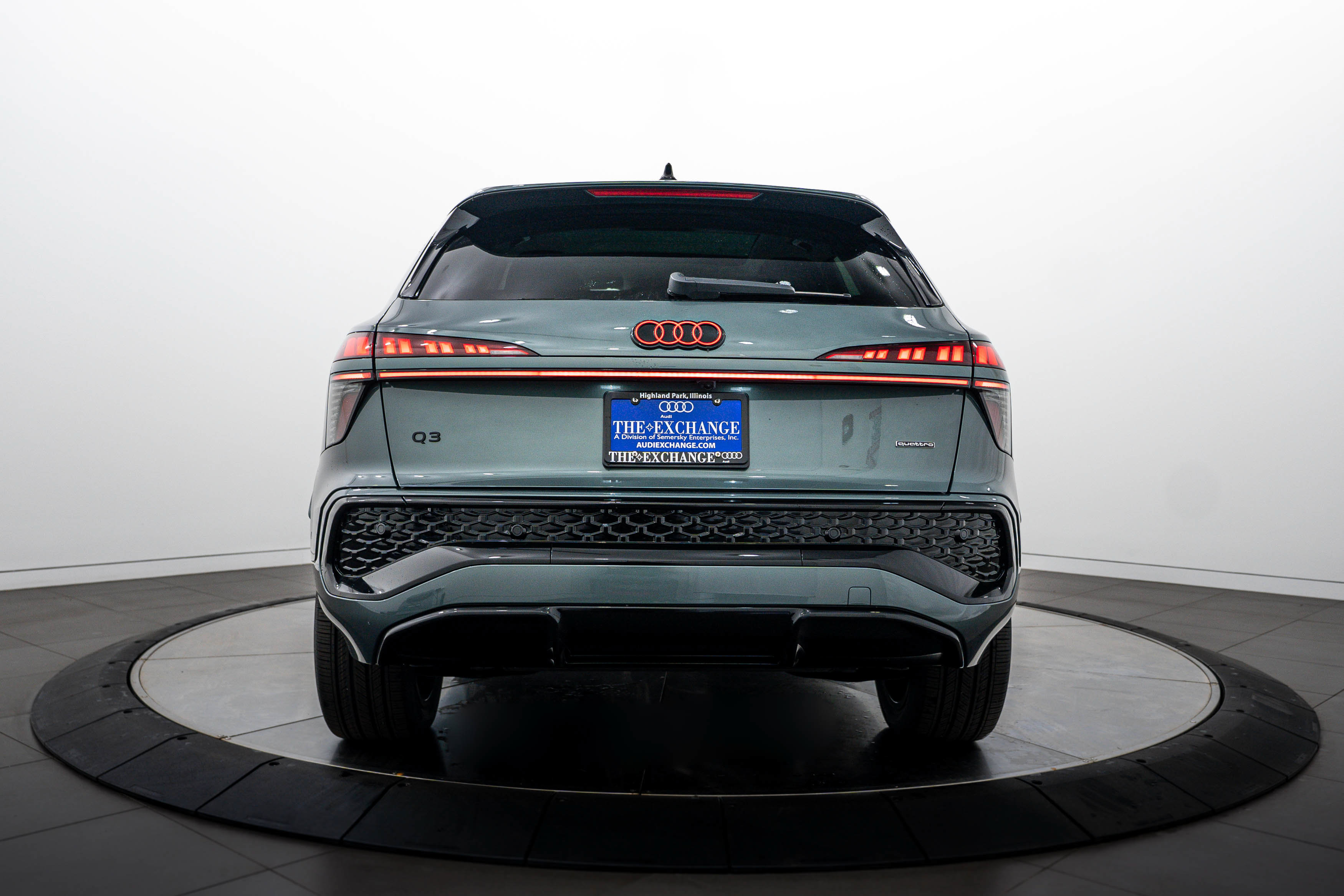New 2026 Audi Q3 quattro 2.0T AWD/4WD image 20