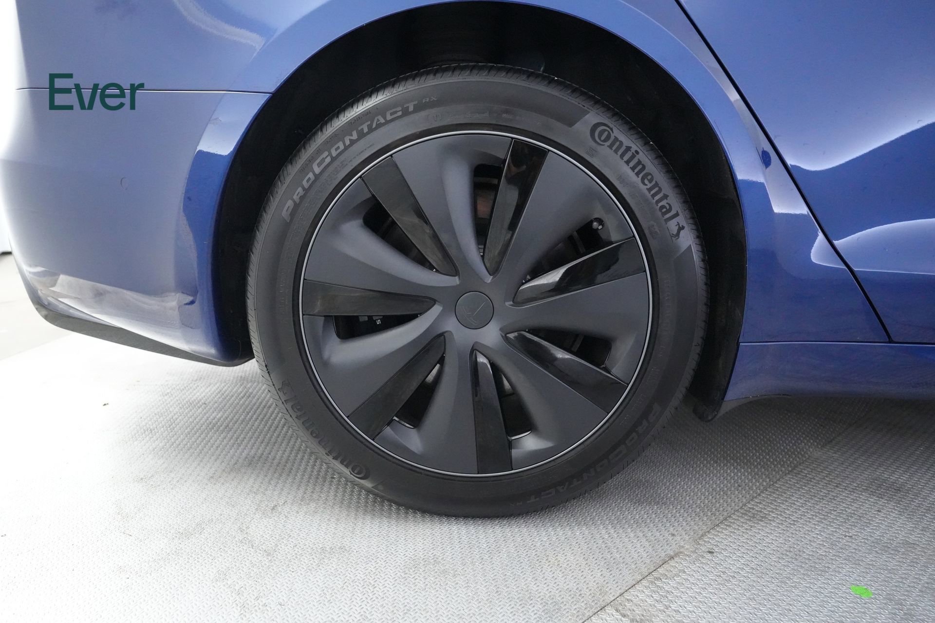 Used 2023 Tesla Model S Standard Range image 22