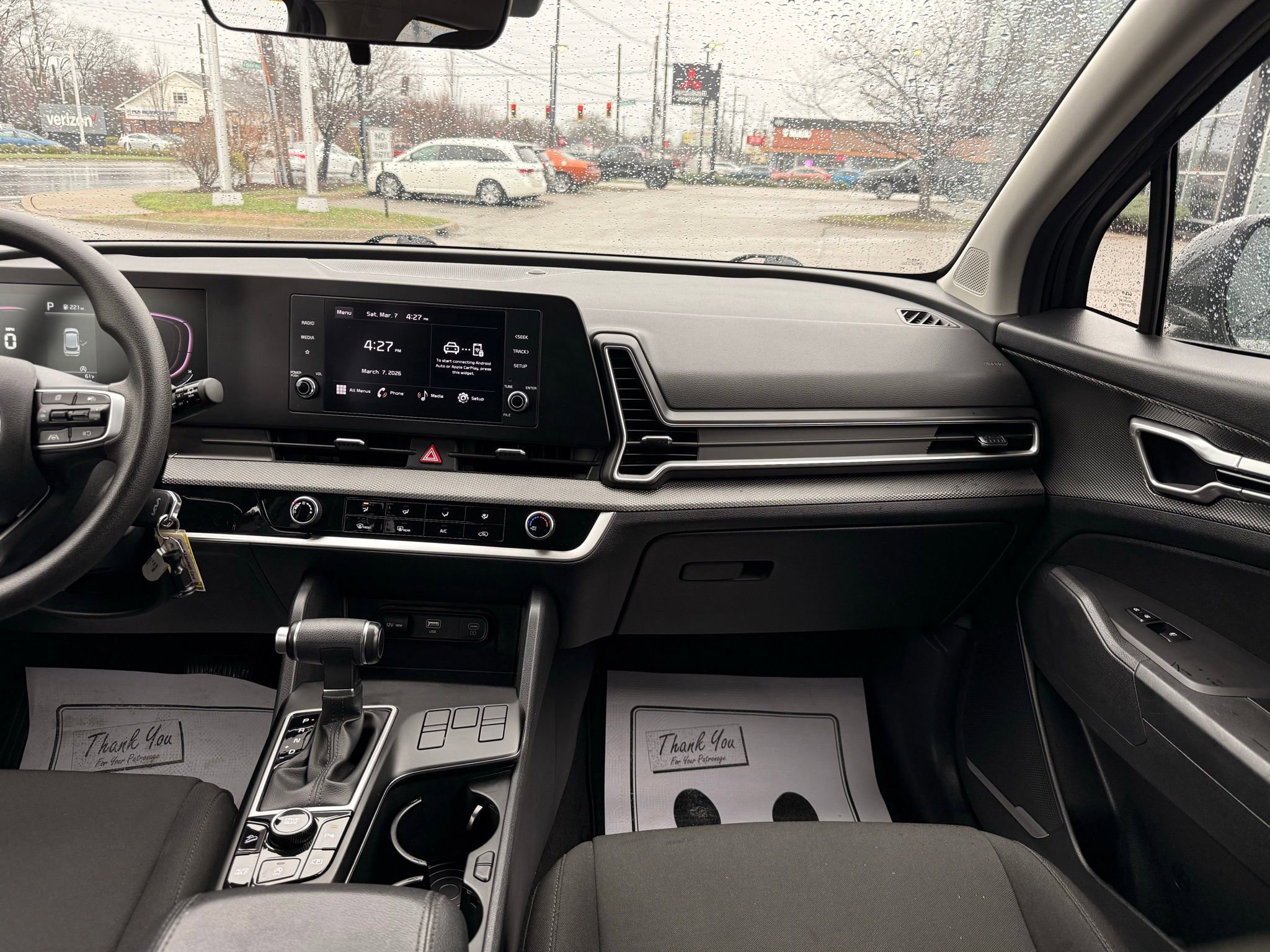 Used 2024 Kia Sportage LX image 24