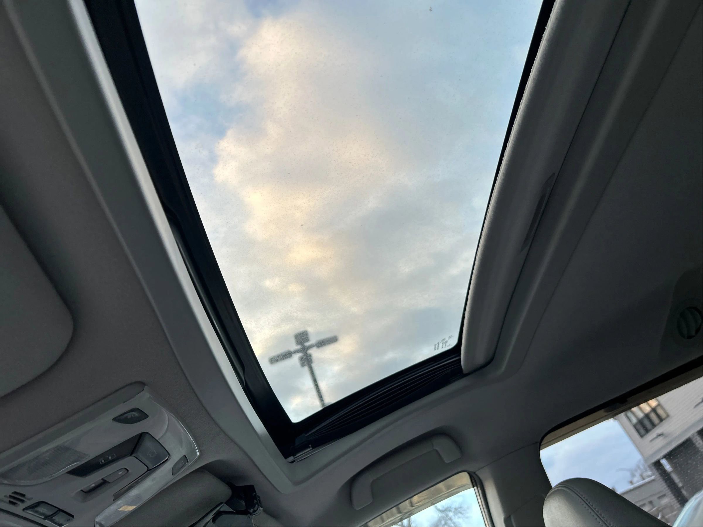 Used 2012 Toyota Sienna XLE image 20