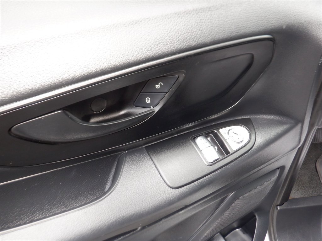 Used 2019 Mercedes-Benz Metris image 12