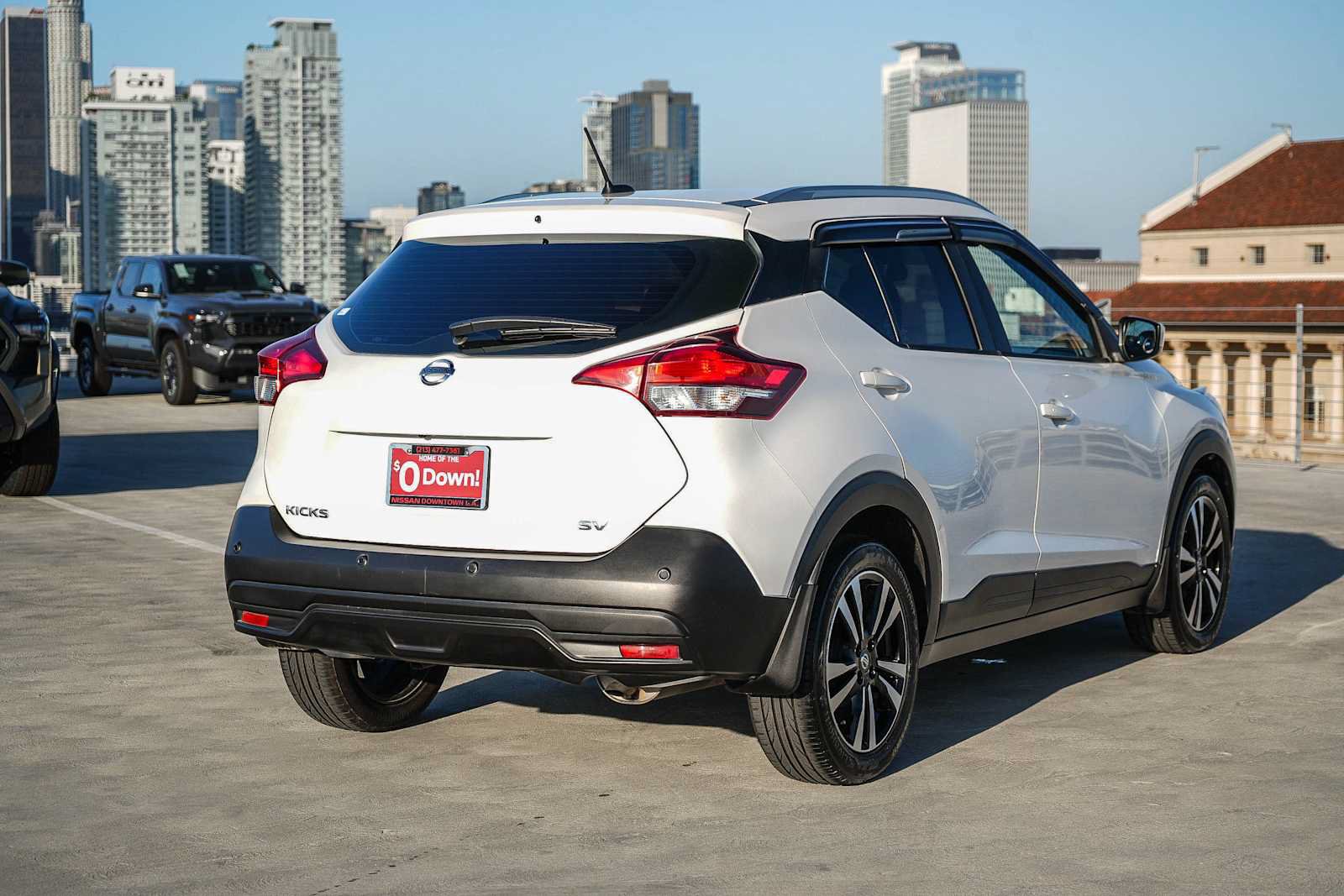 Used 2020 Nissan Kicks SV FWD image 6