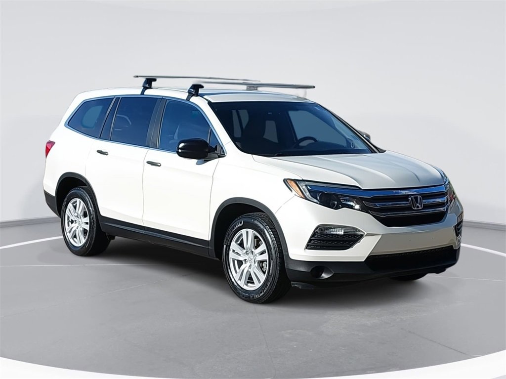 Used 2016 Honda Pilot LX image 3