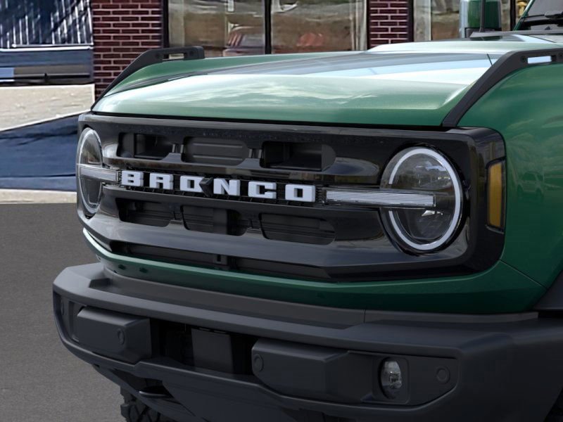 New 2025 Ford Bronco Outer Banks w/ Sasquatch Package image 19