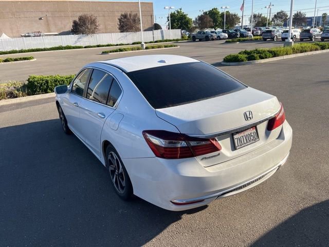 Used 2016 Honda Accord EX image 6