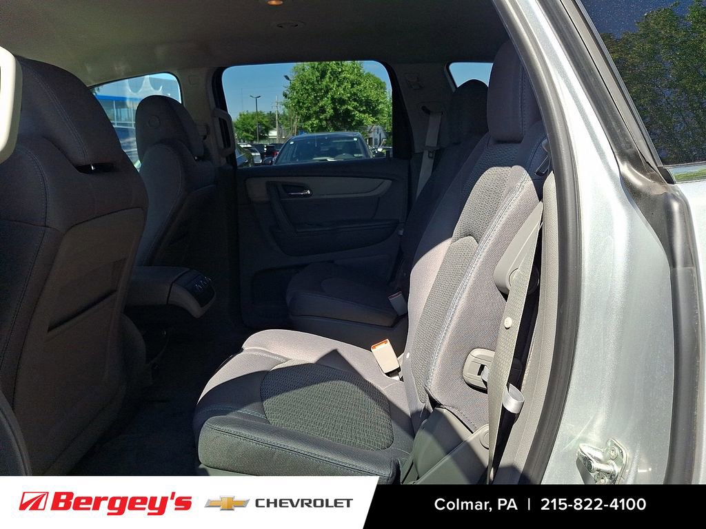 Certified 2016 Chevrolet Traverse LT w/ Style and Technology Package FWD image 12