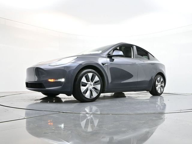 Used 2021 Tesla Model Y Long Range image 27