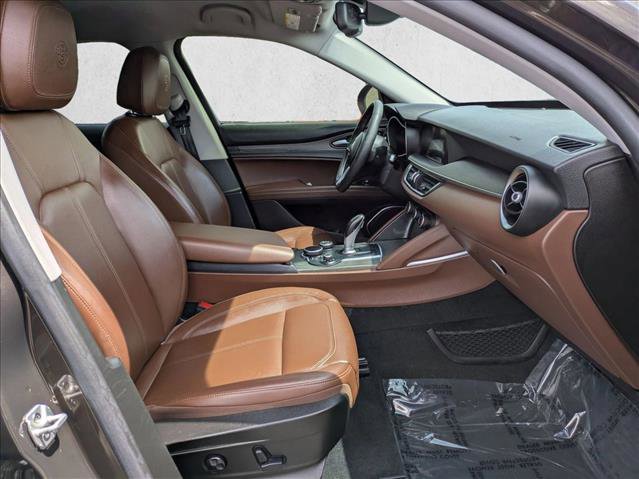 Used 2018 Alfa Romeo Stelvio Ti image 20