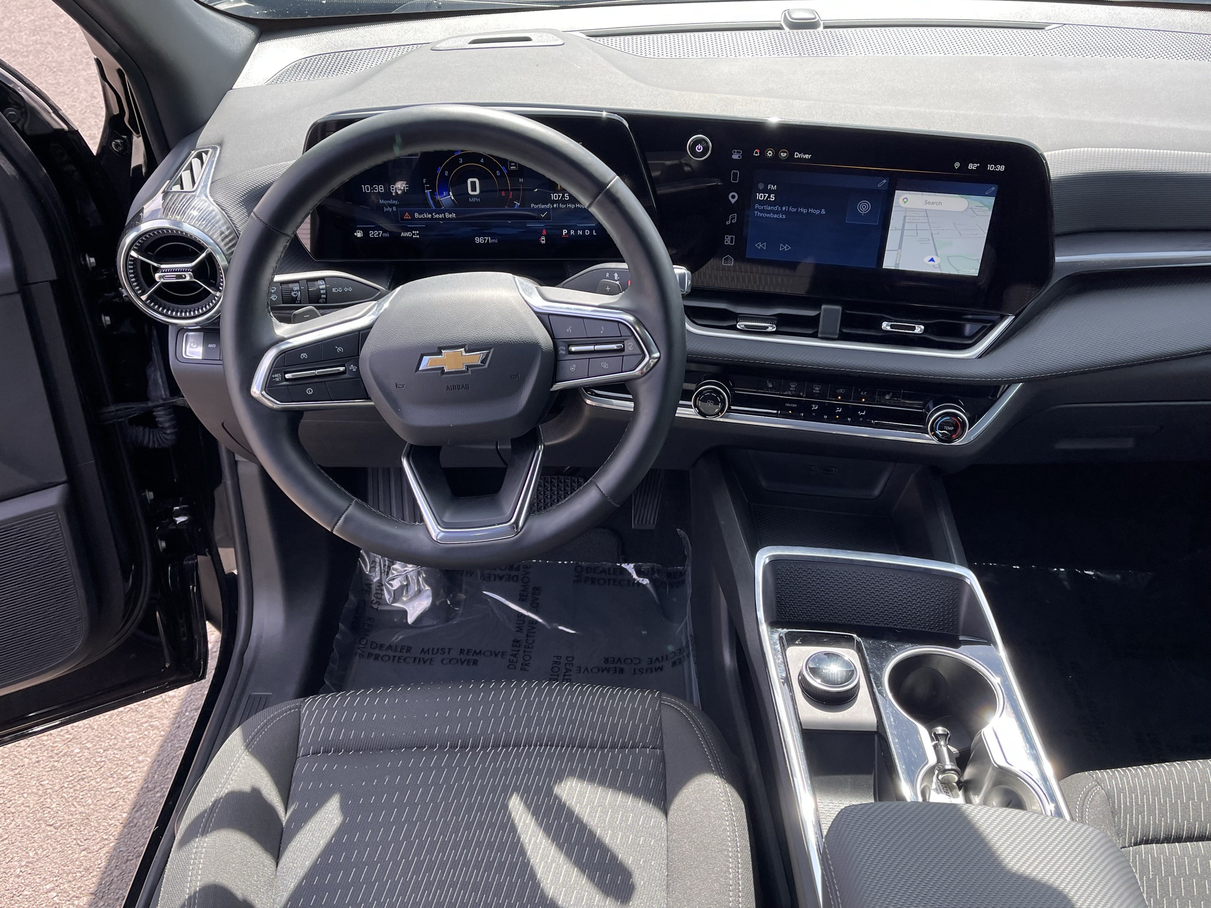Used 2026 Chevrolet Equinox LT AWD/4WD image 13