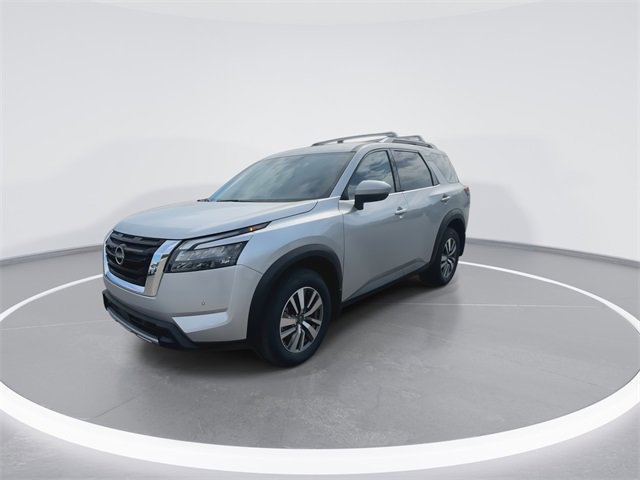 New 2025 Nissan Pathfinder SL image 4