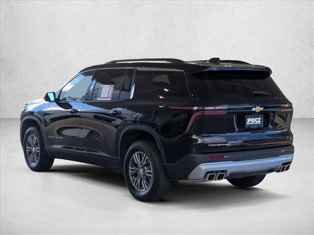 Used 2024 Chevrolet Traverse LT image 7