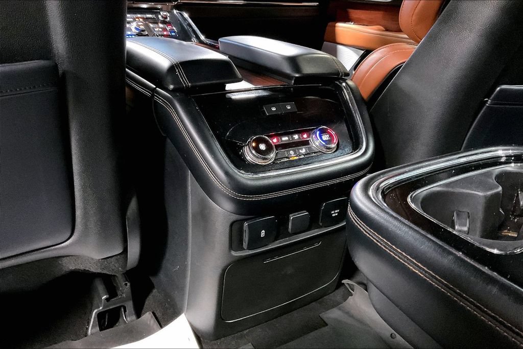 Used 2018 Lincoln Navigator Reserve w/ Technology Package AWD/4WD image 30