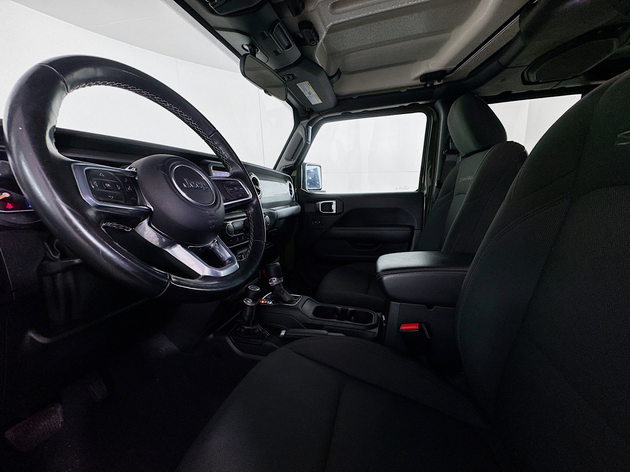 Used 2021 Jeep Wrangler Unlimited Sahara image 21