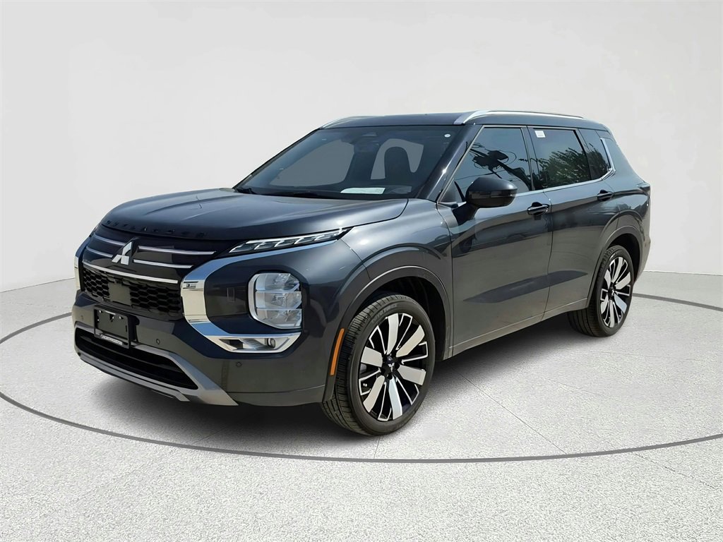 New 2025 Mitsubishi Outlander SEL image 1