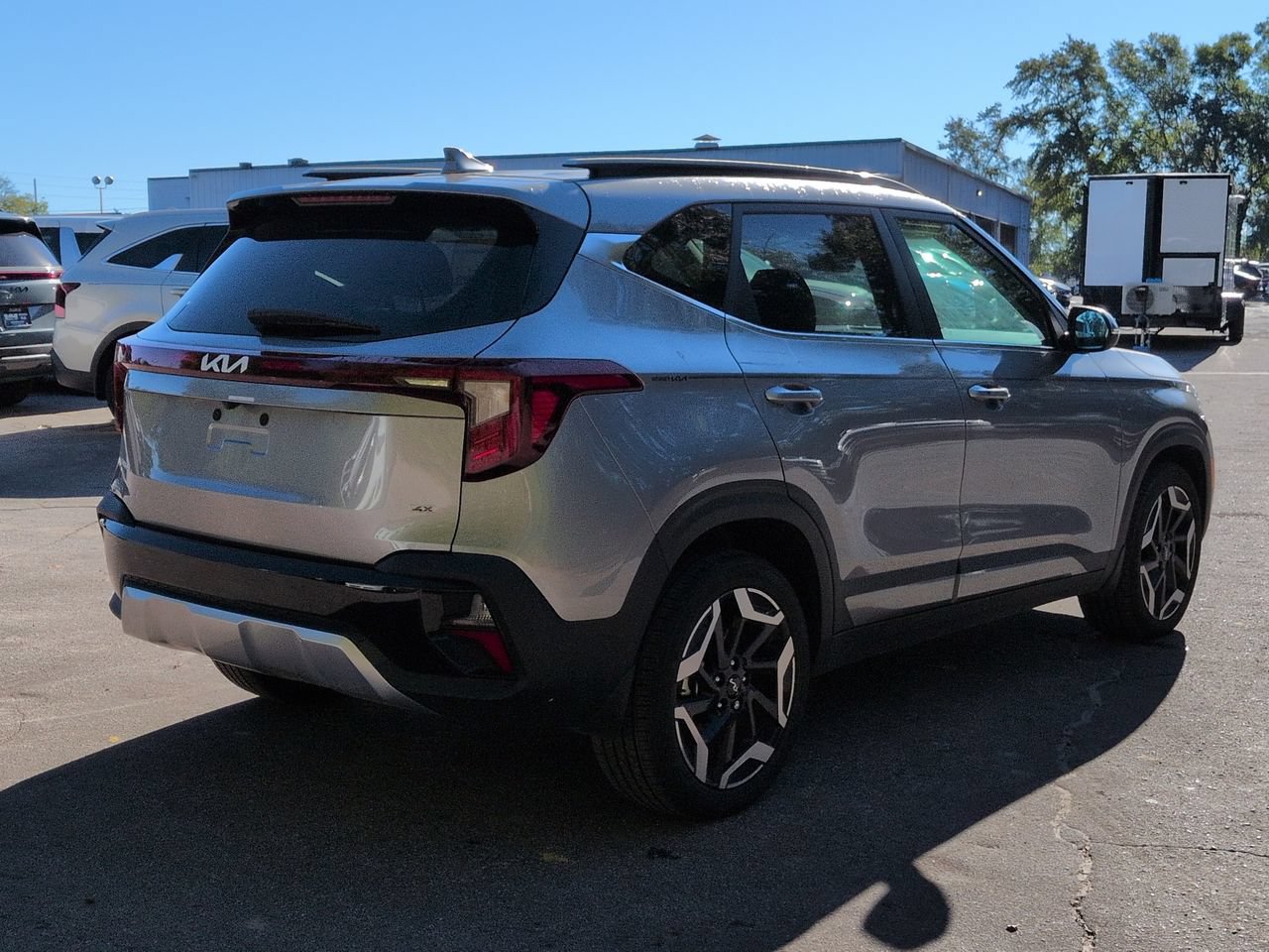 Used 2024 Kia Seltos SX AWD/4WD image 5