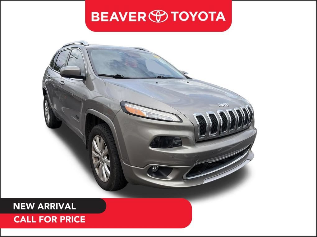 Used 2017 Jeep Cherokee Overland w/ Technology Group AWD/4WD image 1