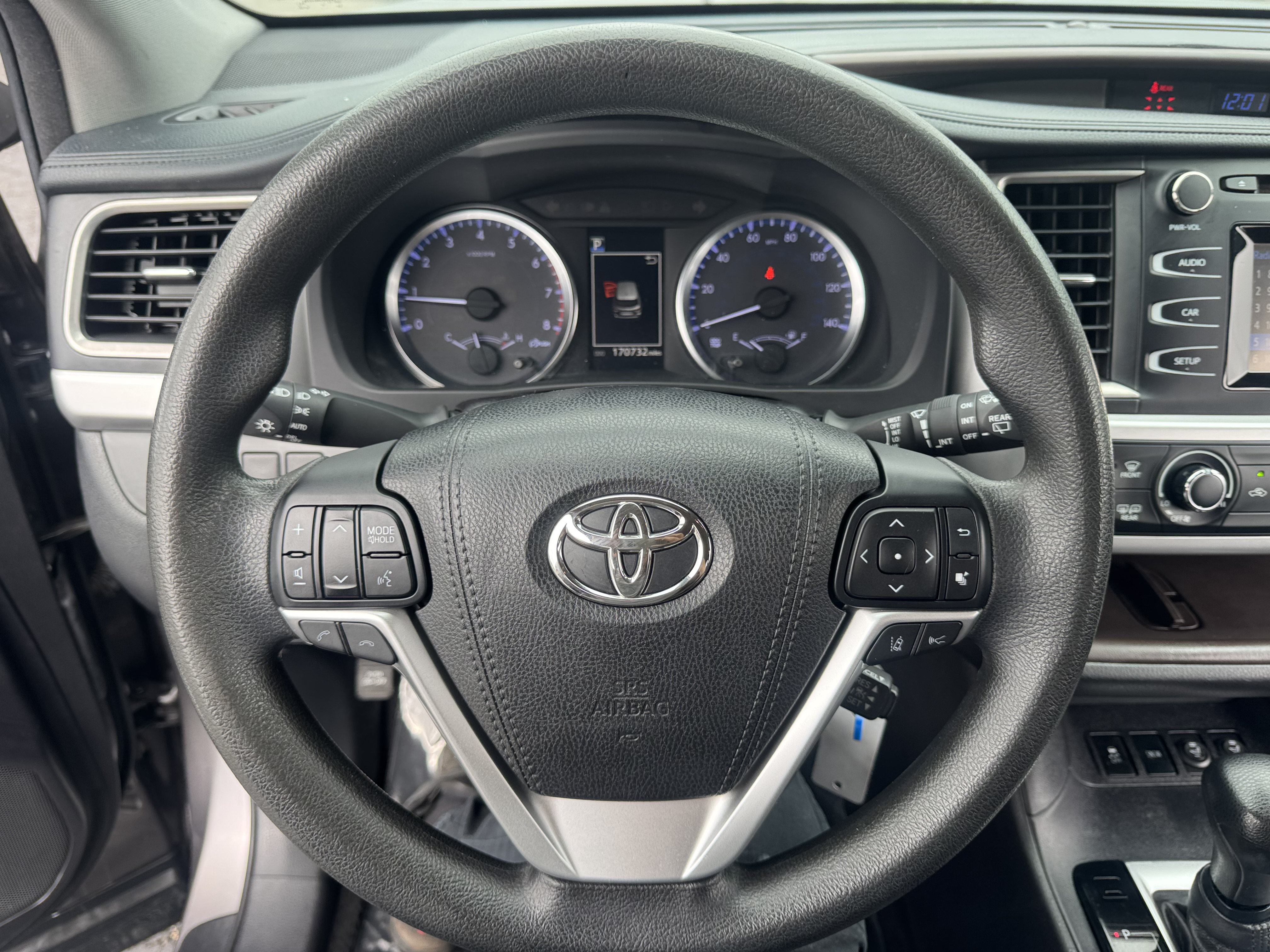 Used 2018 Toyota Highlander LE FWD image 21