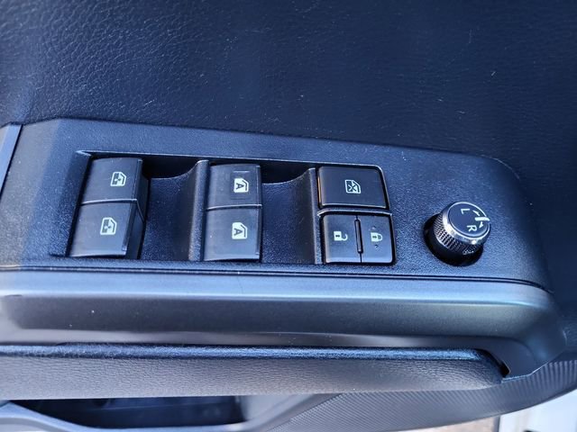 Used 2017 Toyota Tacoma TRD Sport image 13