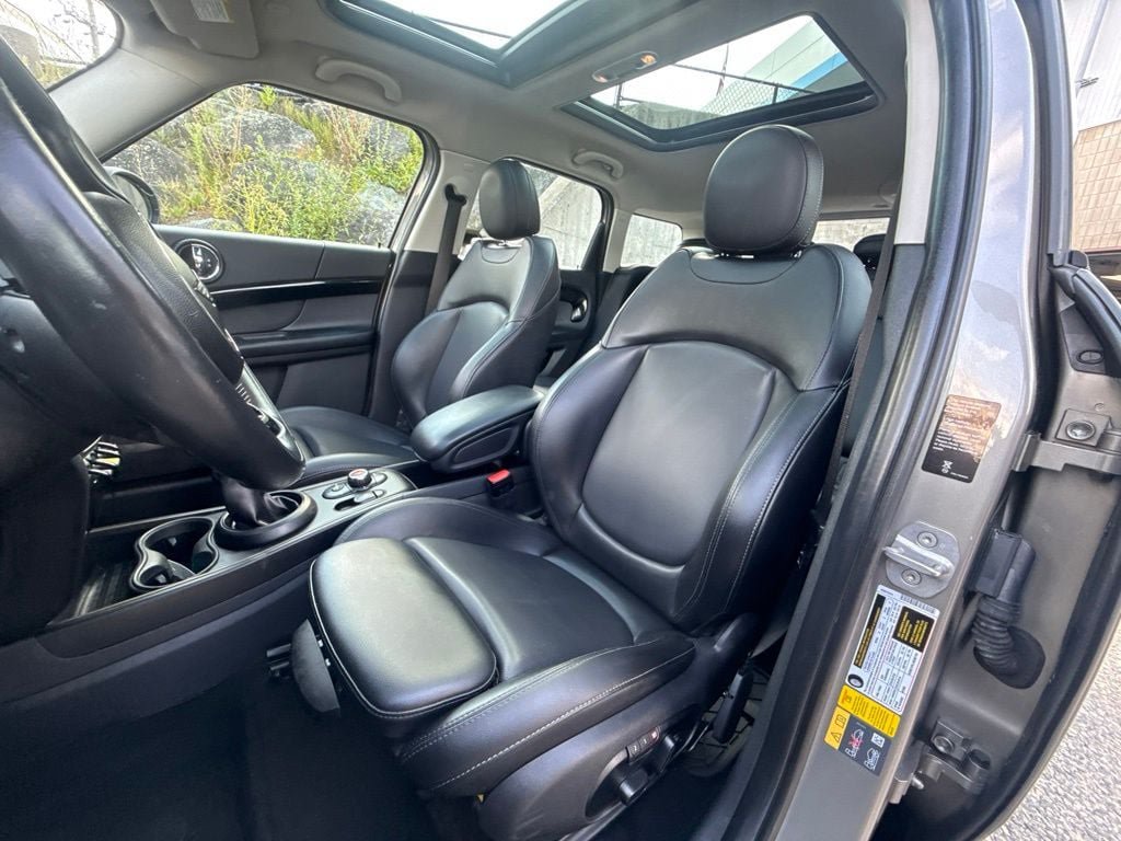Used 2019 MINI Cooper Countryman SE w/ Premium Package AWD/4WD image 15