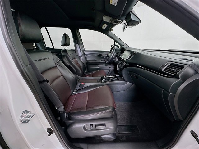 Certified 2022 Honda Ridgeline Black Edition image 7