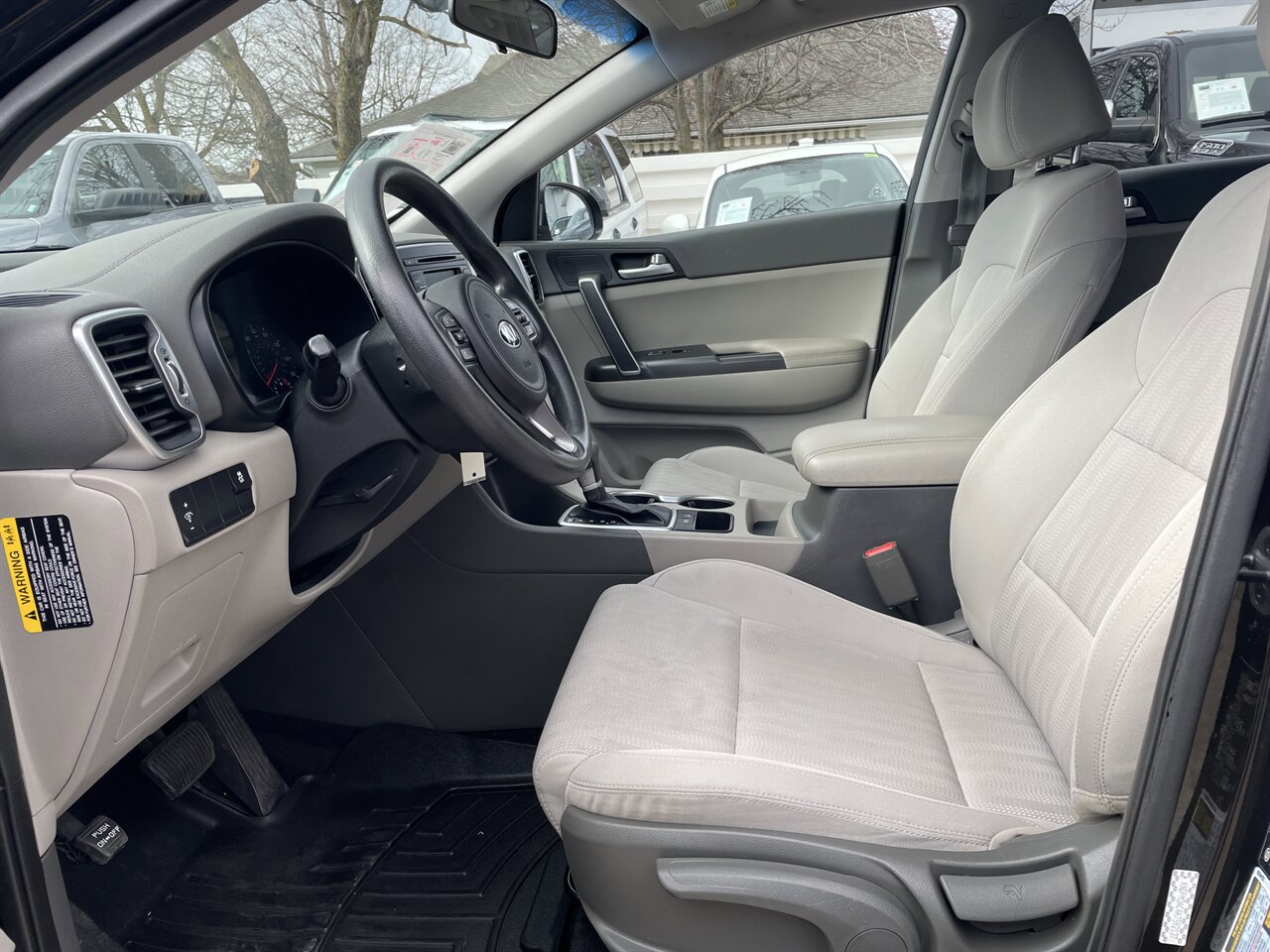 Used 2019 Kia Sportage LX image 22