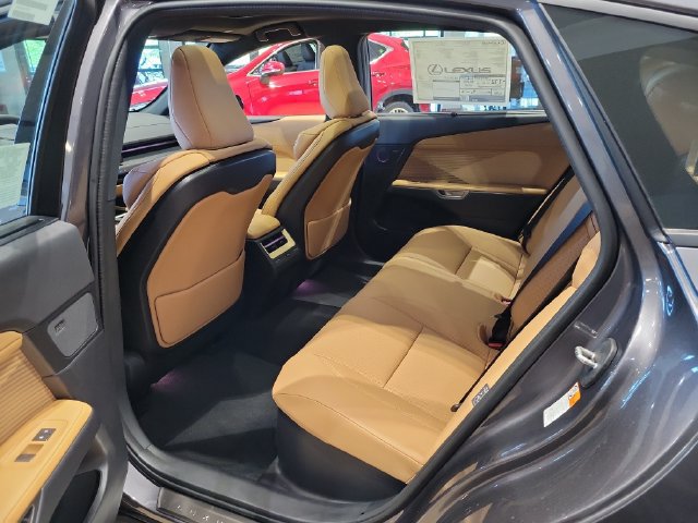 New 2026 Lexus ES 500e w/ Accessory Package (2T) AWD/4WD image 13