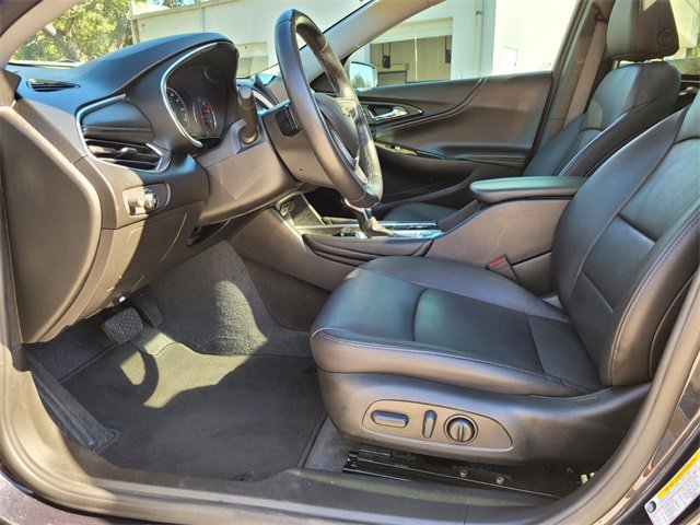 Used 2022 Chevrolet Malibu Premier image 11