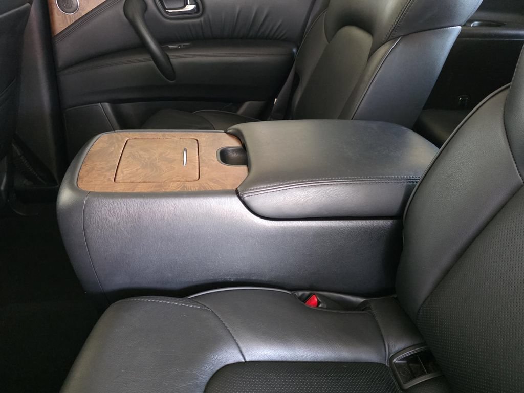 Used 2024 Nissan Armada SL w/ Captain's Chairs Package AWD/4WD image 11
