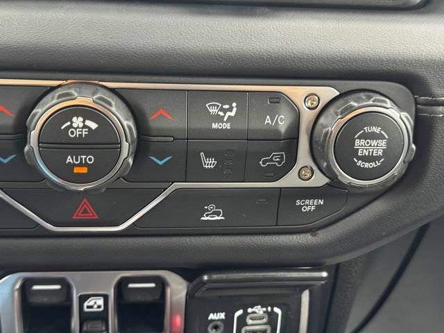 Certified 2025 Jeep Gladiator Mojave w/ Steel Bumper Group AWD/4WD image 35