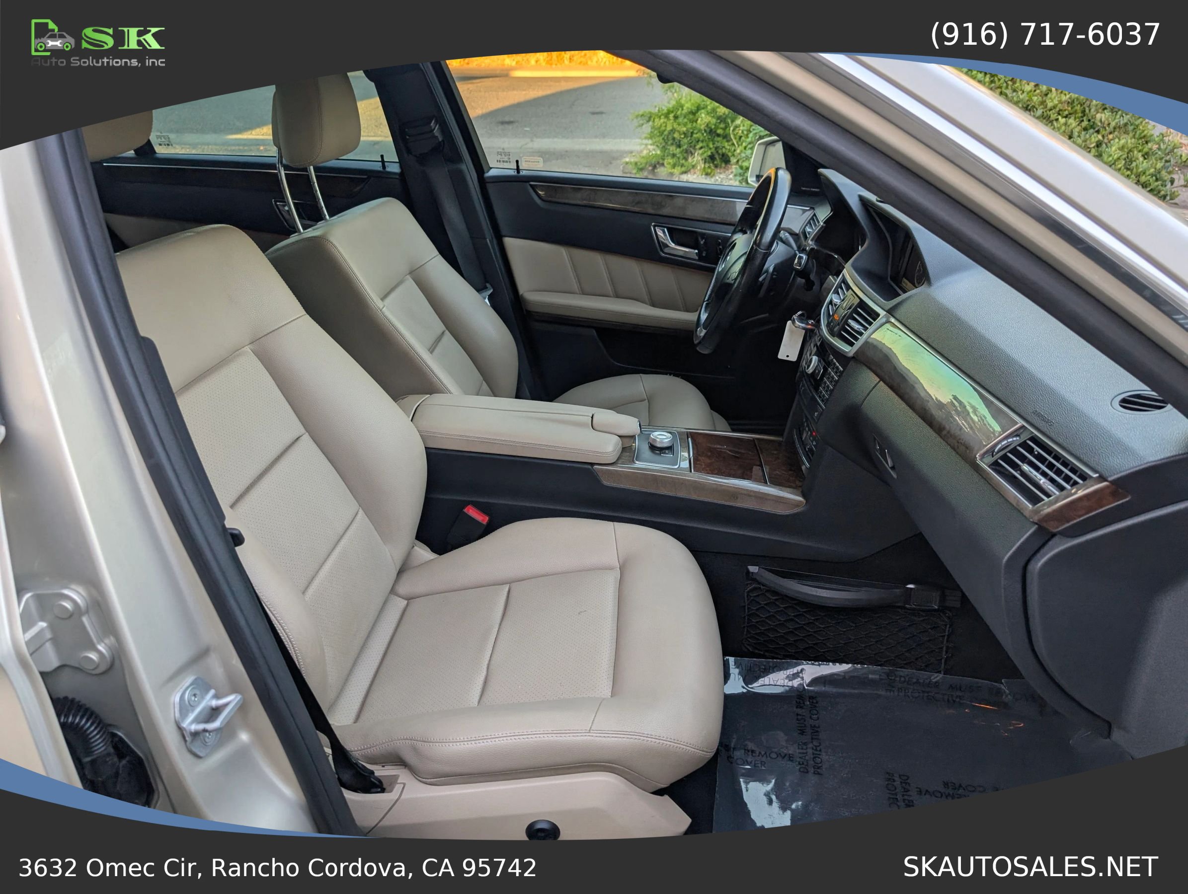 Used 2010 Mercedes-Benz E 350 4MATIC Sedan image 16