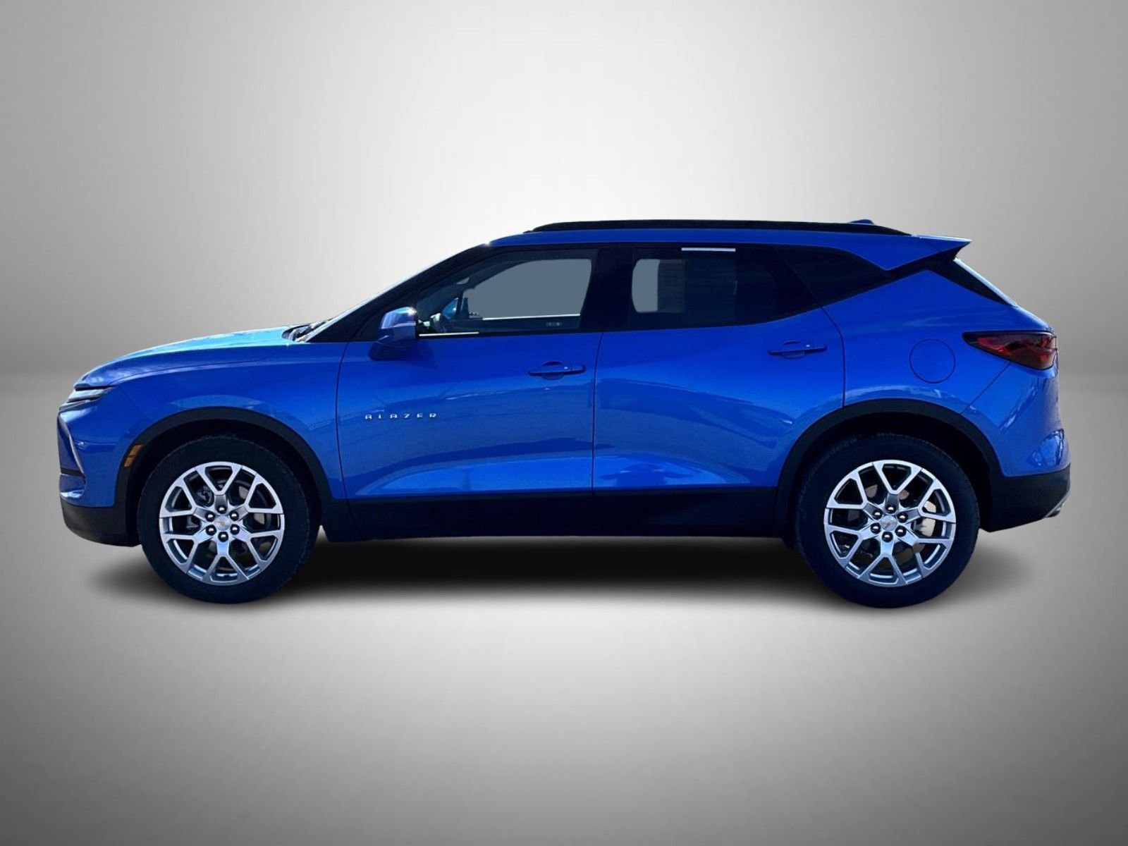 Used 2025 Chevrolet Blazer LT w/ Sound & Technology Package image 8