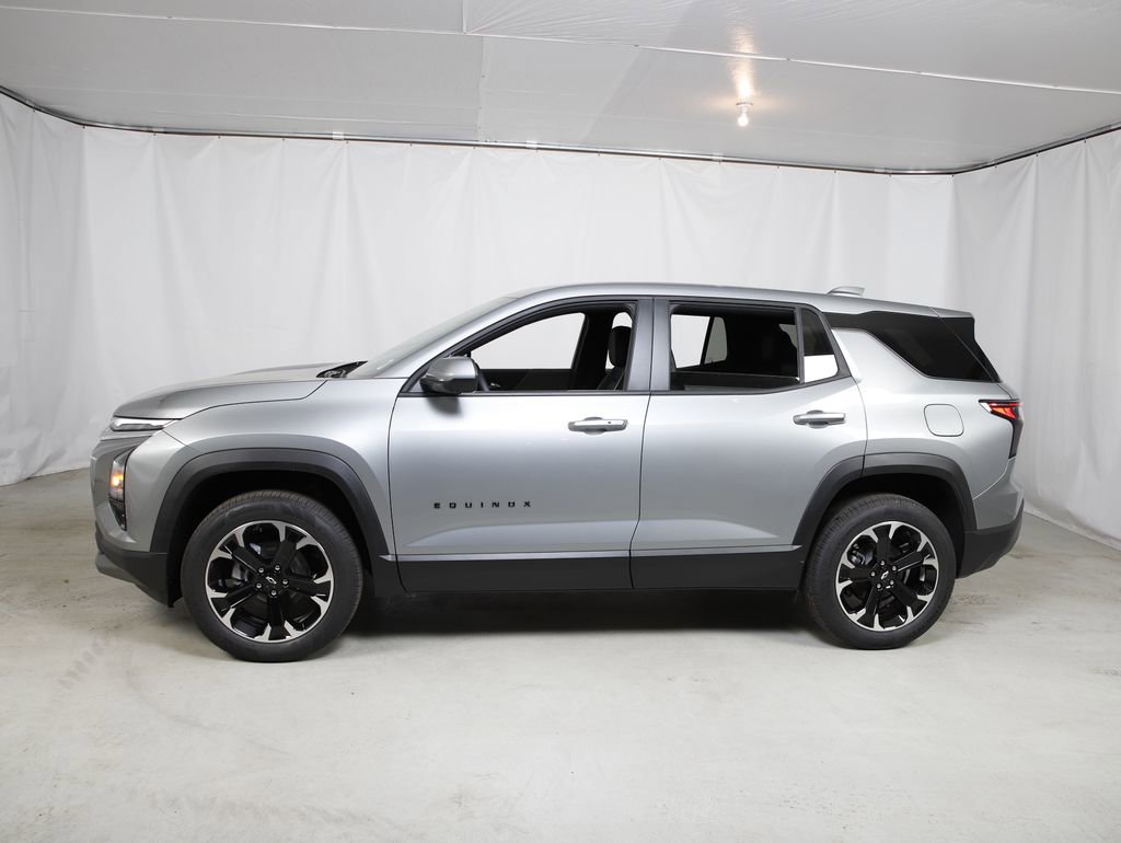 New 2026 Chevrolet Equinox LT w/ Convenience Package II AWD/4WD image 24