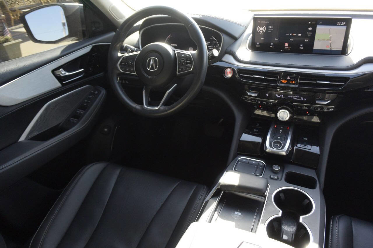 Used 2024 Acura MDX SH-AWD w/ Technology Package image 29