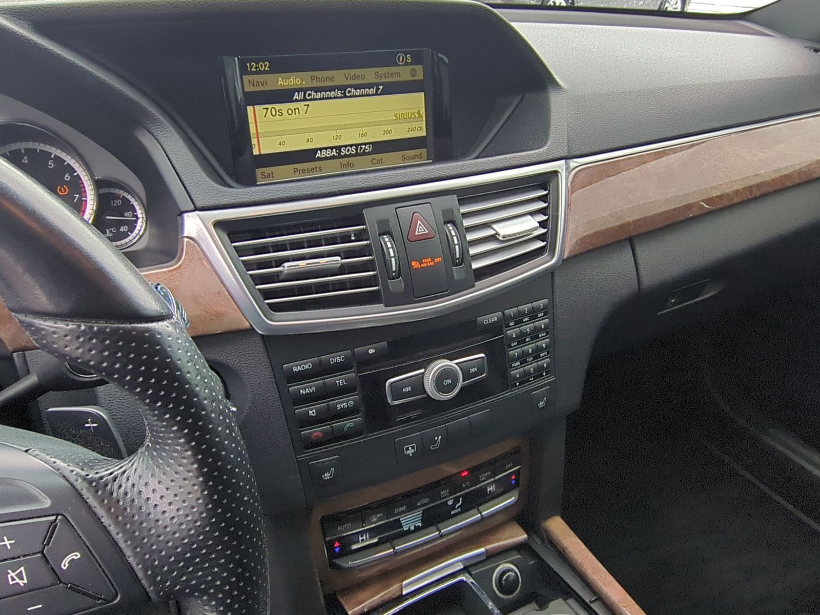 Used 2012 Mercedes-Benz E 350 4MATIC Sedan image 39